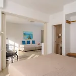 Hotel Mitos 4*
