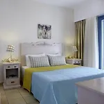 Mitos Hotel 4*