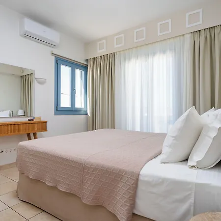 Mitos 4* Agios Prokopios (Naxos)