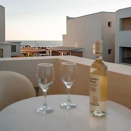 Hotell Mitos 4*
